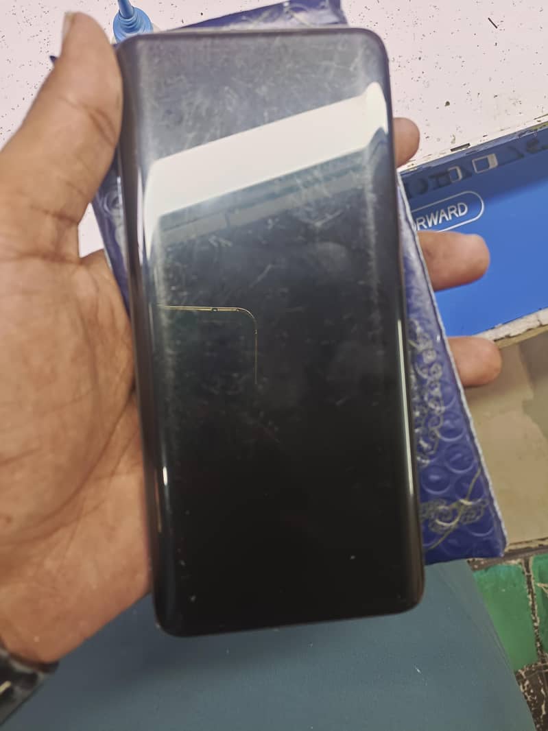 One Plus 7 Pro 1