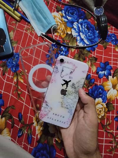 Apple iPhone SE