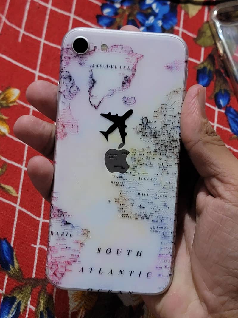 Apple iPhone SE 3