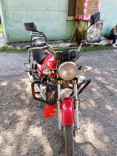 SUZUKI GS 150