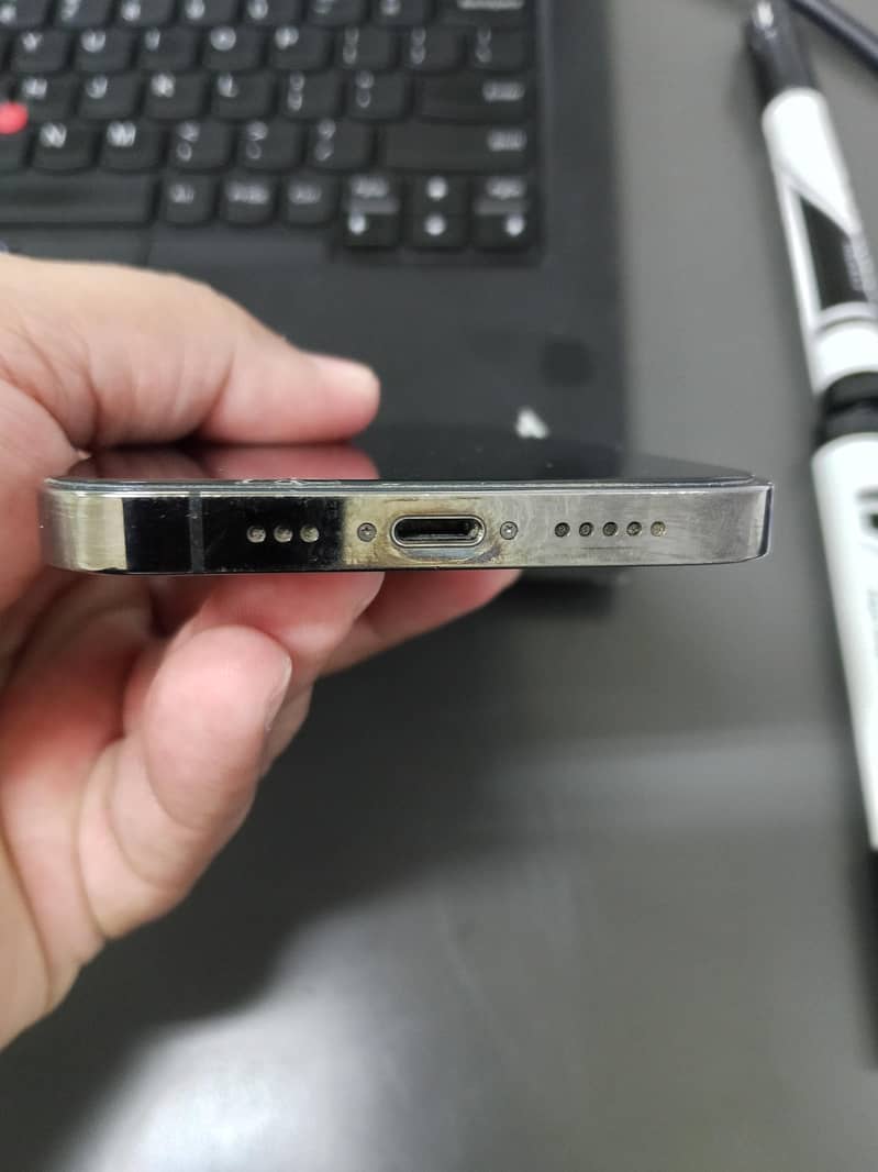 Apple iPhone 12 Pro 1