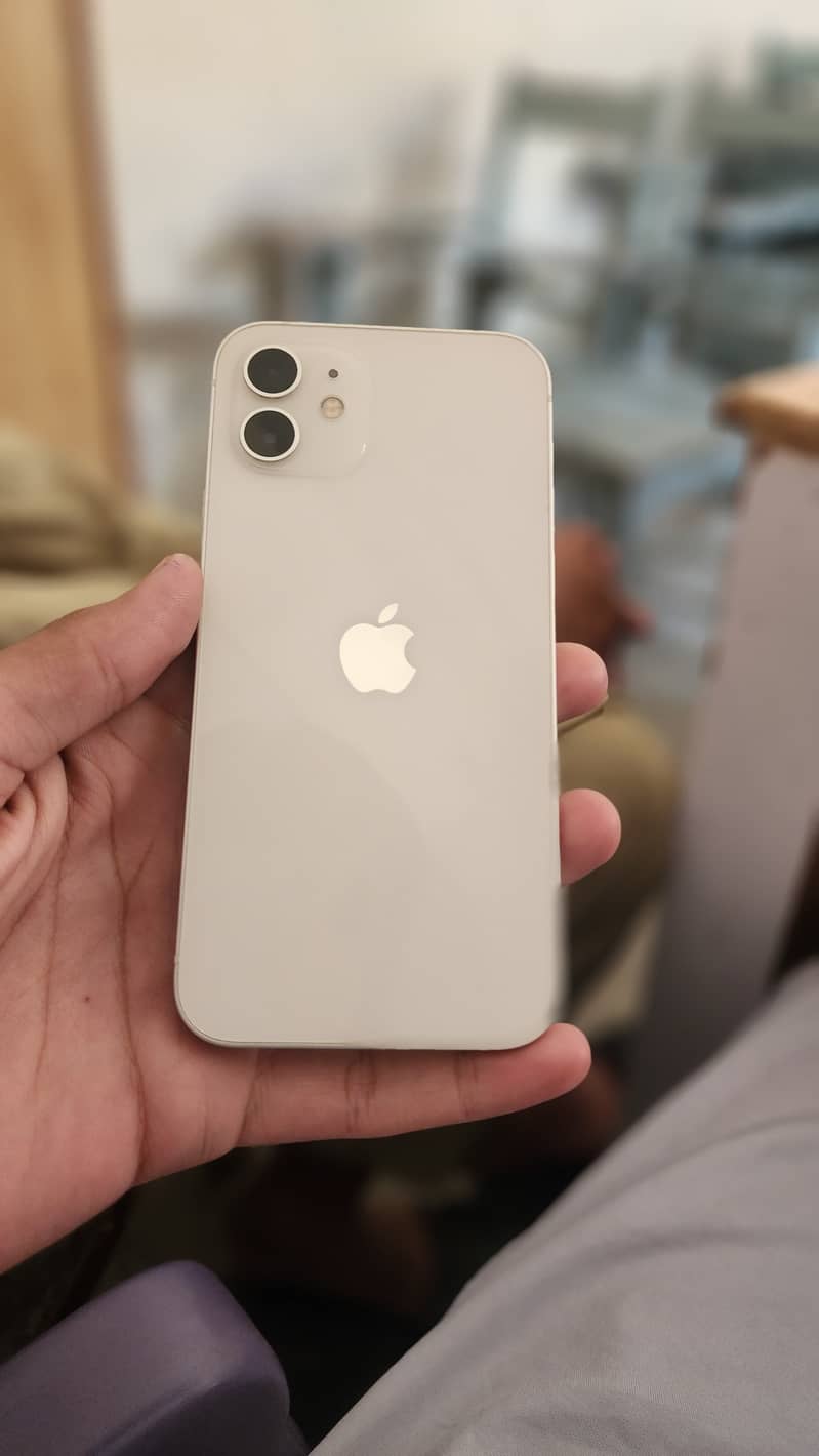 Apple iPhone 12 5