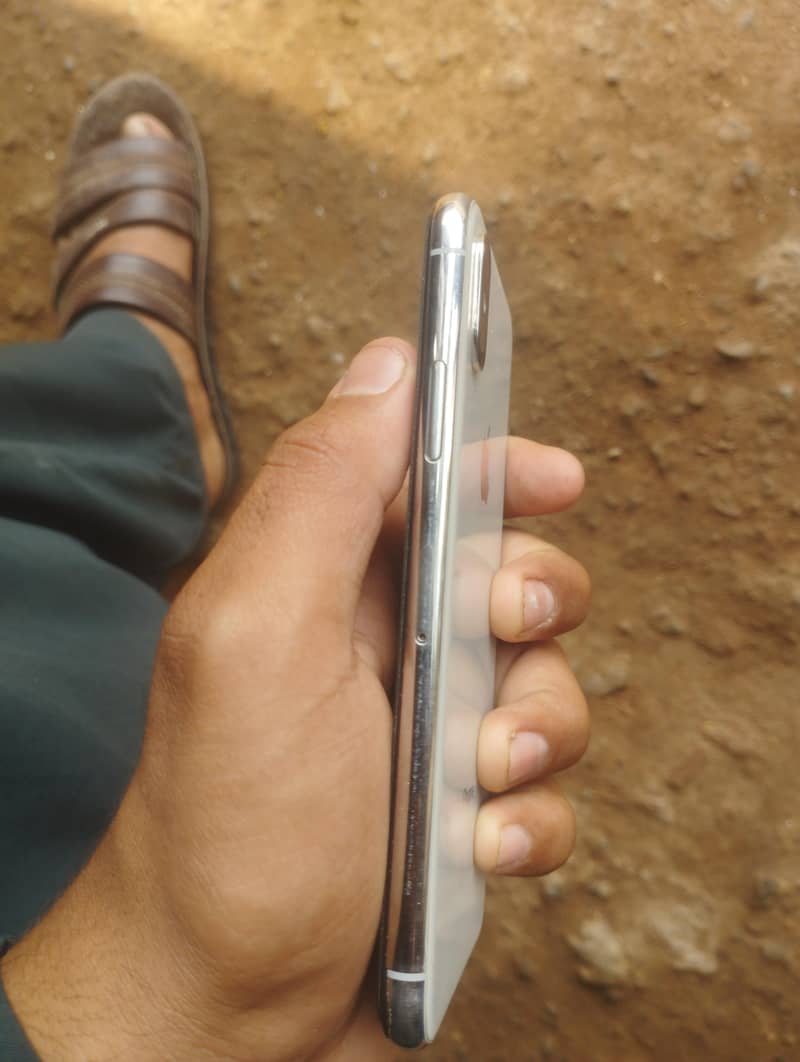 Apple iPhone XS 2