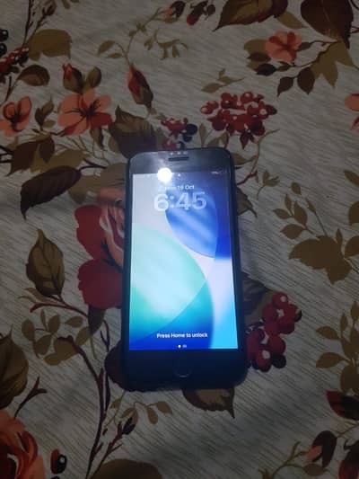 Apple iPhone SE