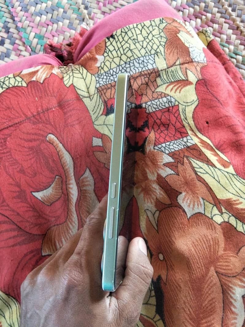 Xiaomi POCO X7 Pro 4
