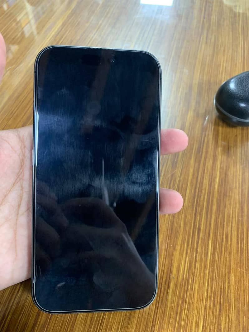 Apple iPhone 17 6