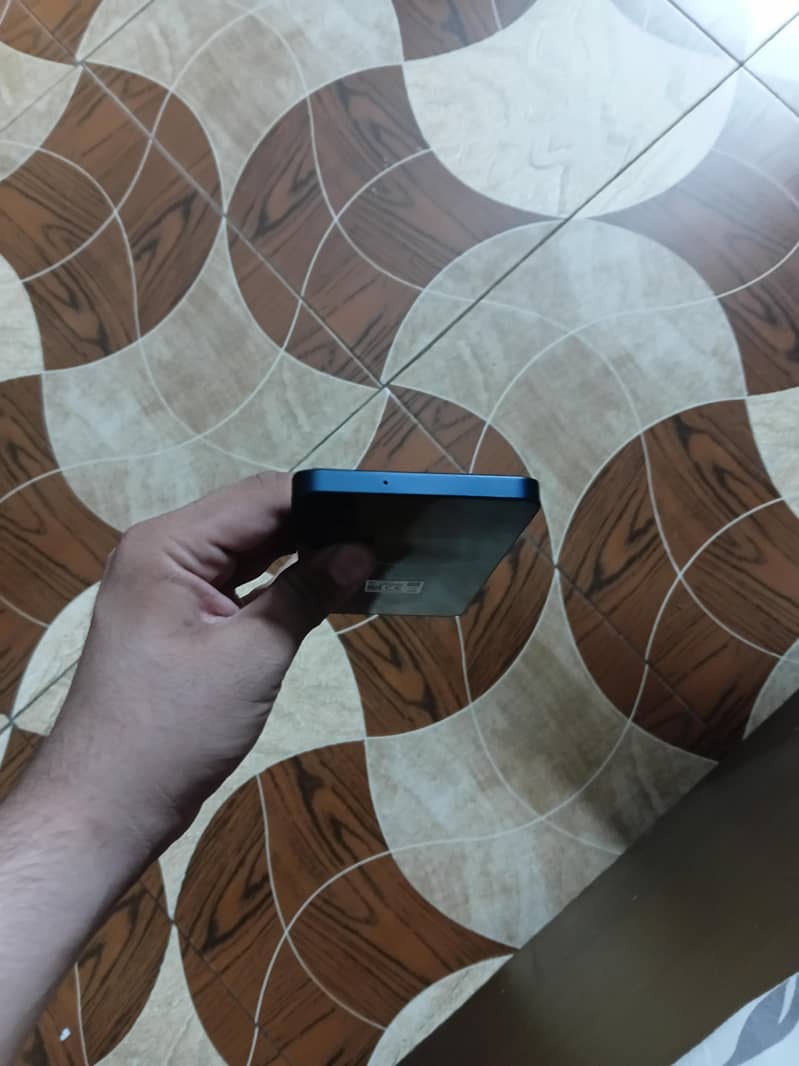 Samsung Mobile A06 5