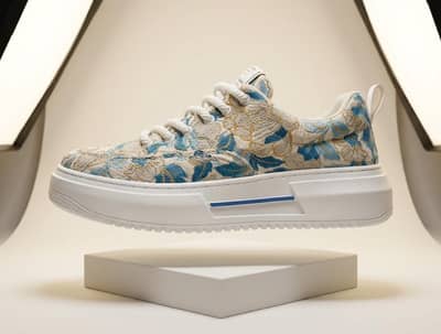 INPSOBLE Blue & White Casual Sneakers - Size 8 (Used)