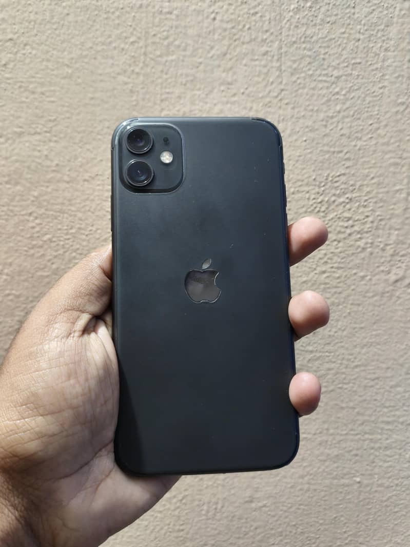 Apple iPhone 11 4