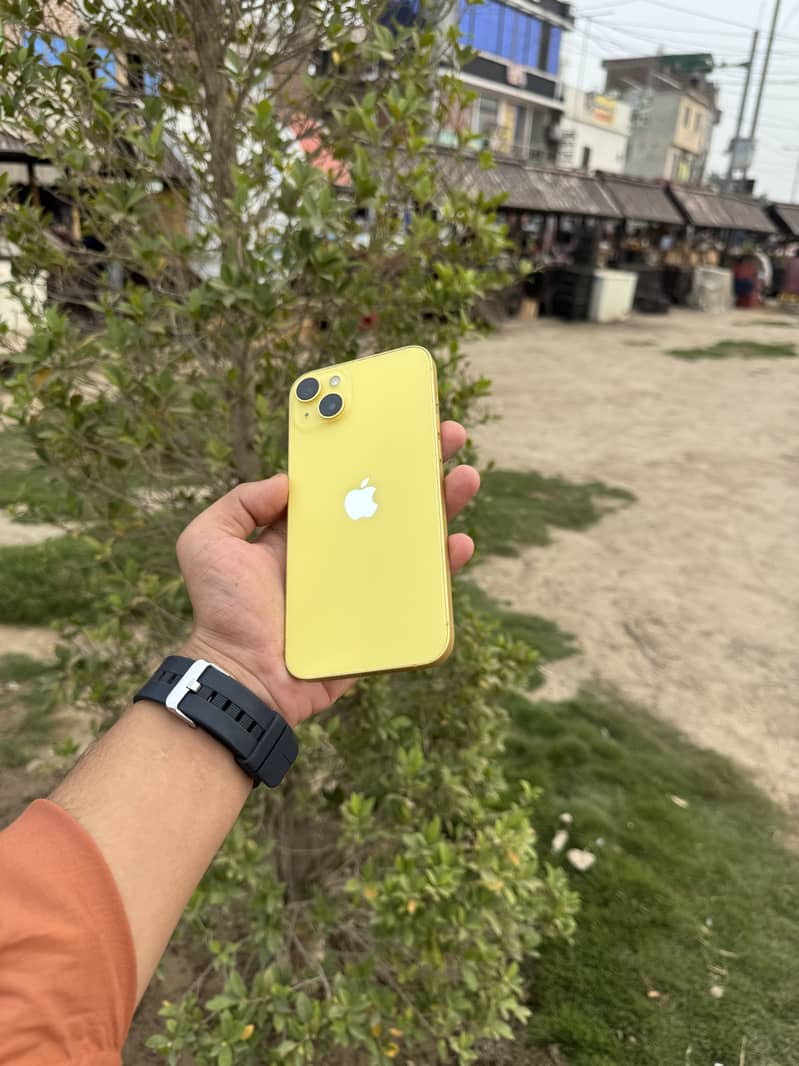 Apple iPhone 14 plus 4