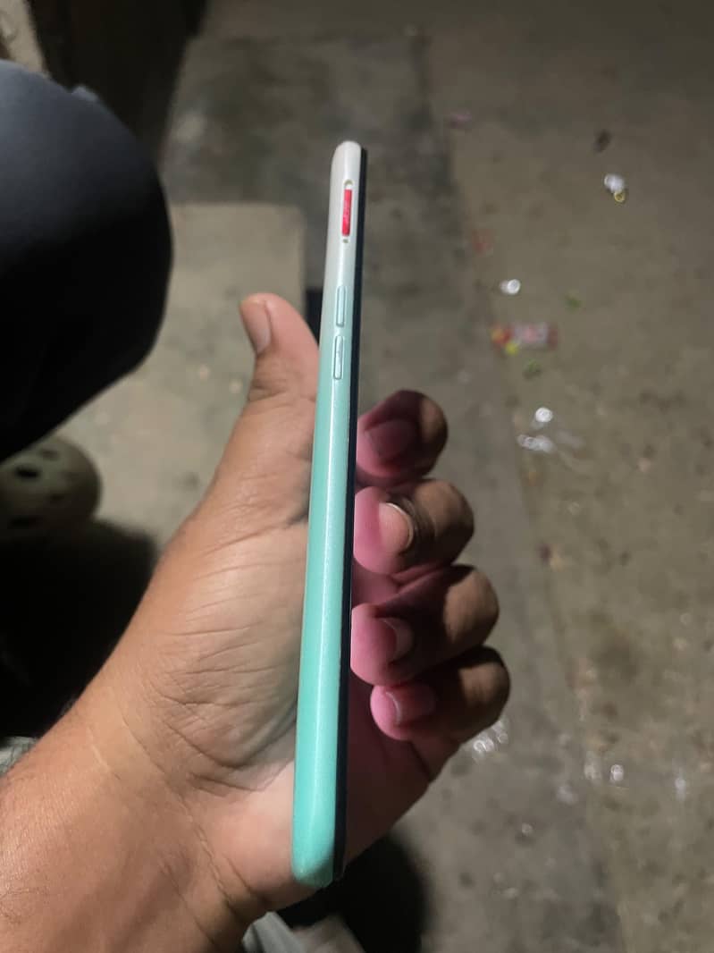 OPPO A31 0