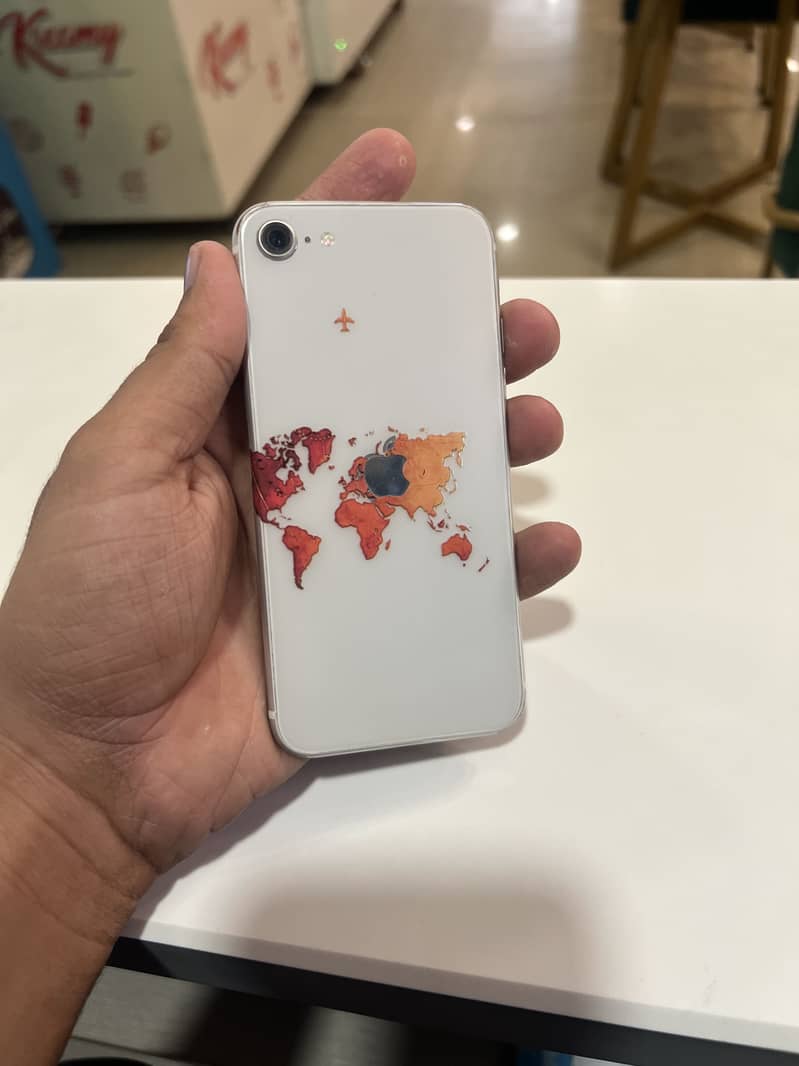 Apple iPhone SE 6