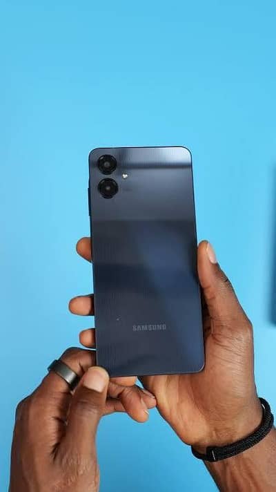 Samsung Mobile A06