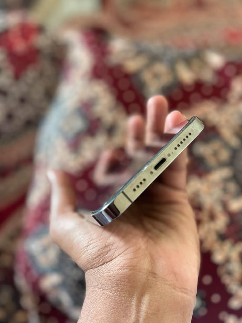 Apple iPhone 12 Pro Max 5