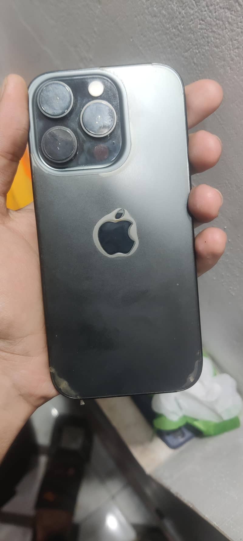 Apple iPhone 16 Pro 4