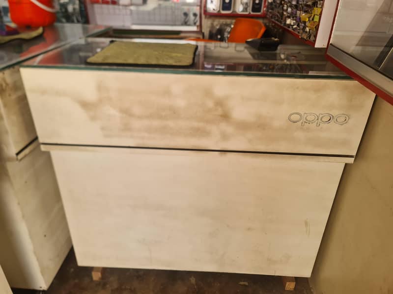 shop counter 1