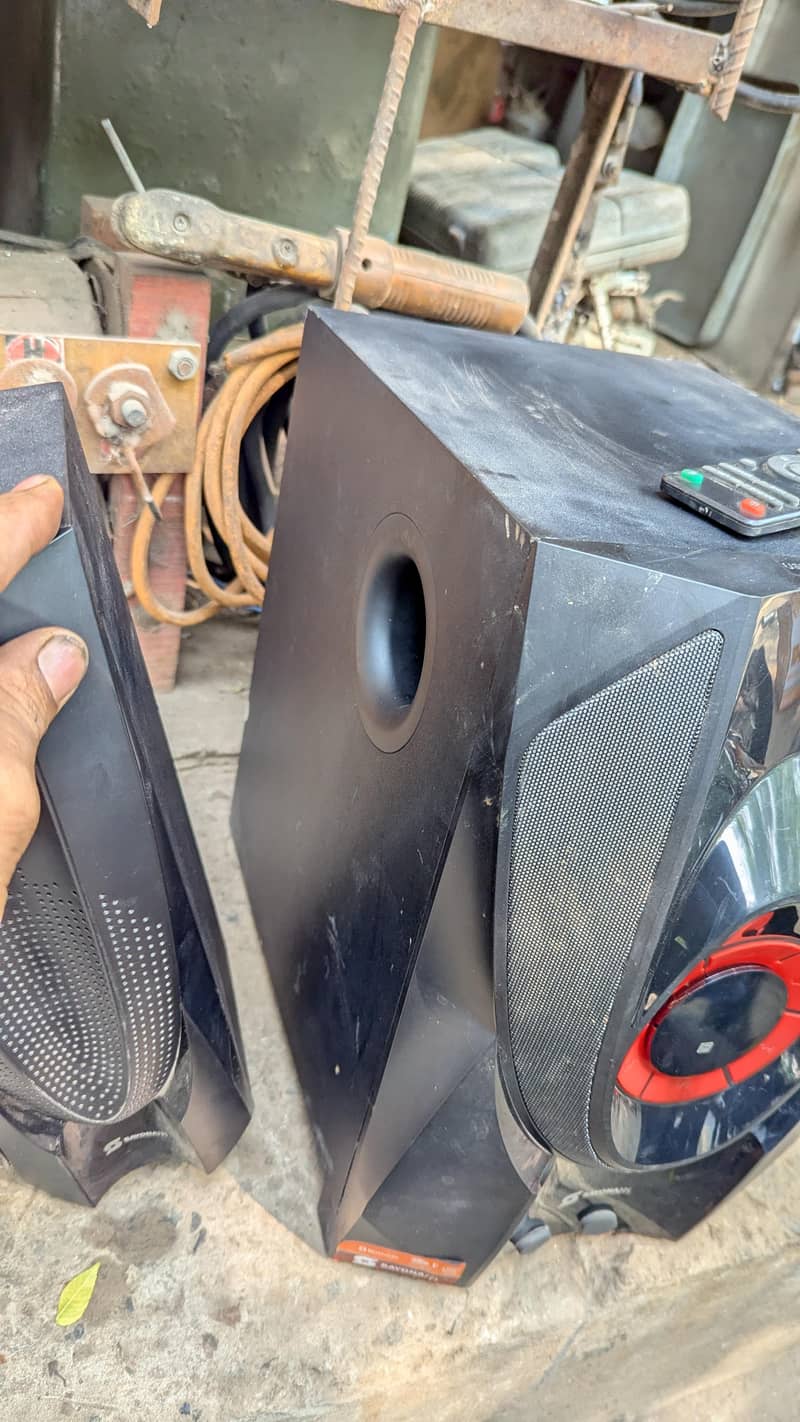 speaker  sound 5