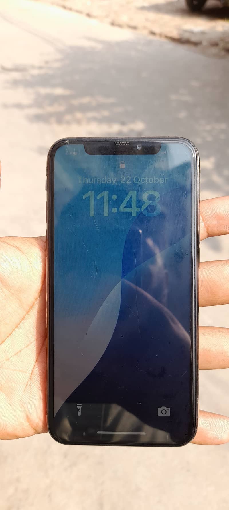 Apple iPhone XS 3