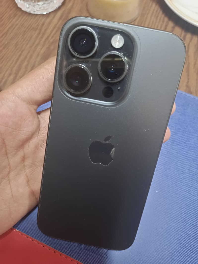 Apple iPhone 15 Pro 1