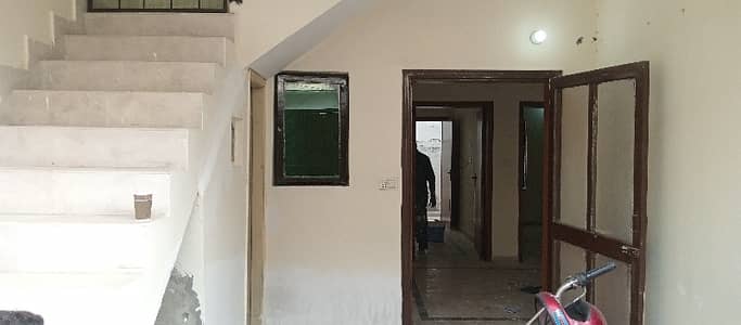 5 Marla Owner Build Single Story House For Sale In Johar Town Phase 2