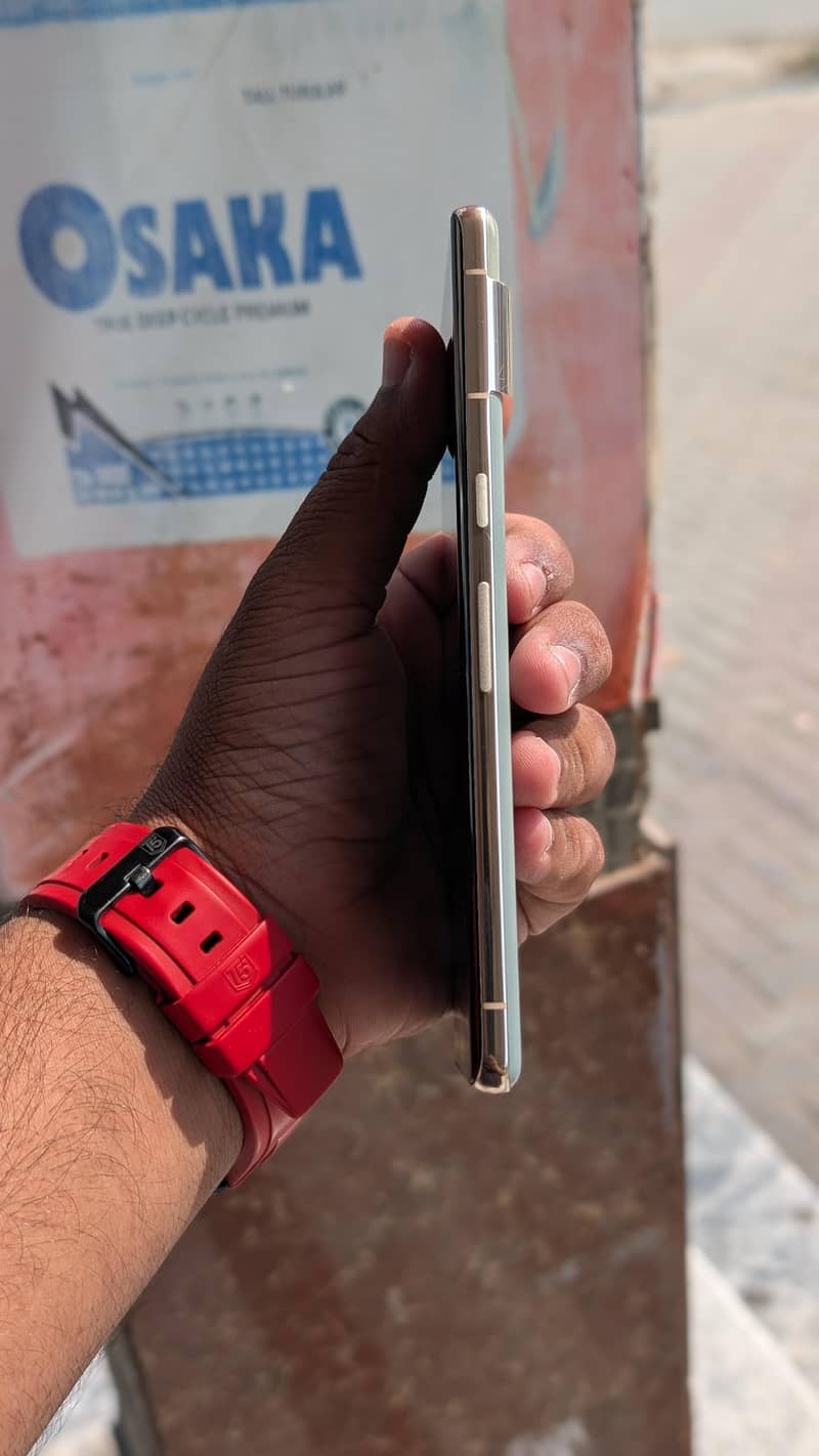 Google Pixel 7 Pro 256gb 14