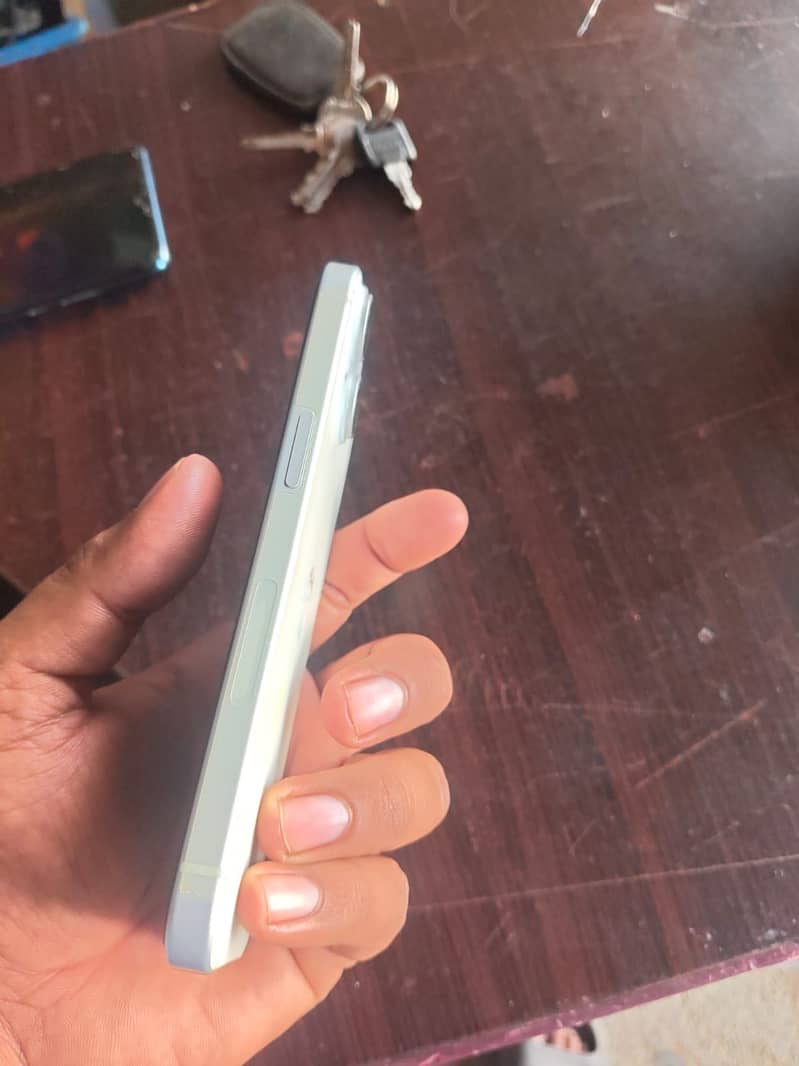 Apple iPhone 15 1