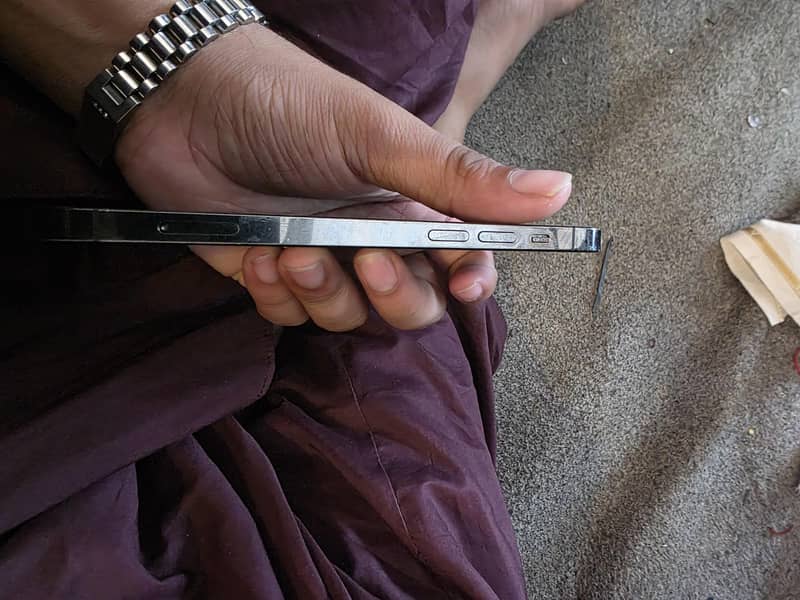 Apple iPhone 12 Pro 1