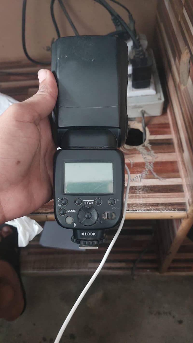 speedlight TR-600RT 4