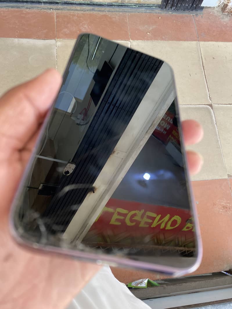 Apple iPhone 14 Pro Max 6
