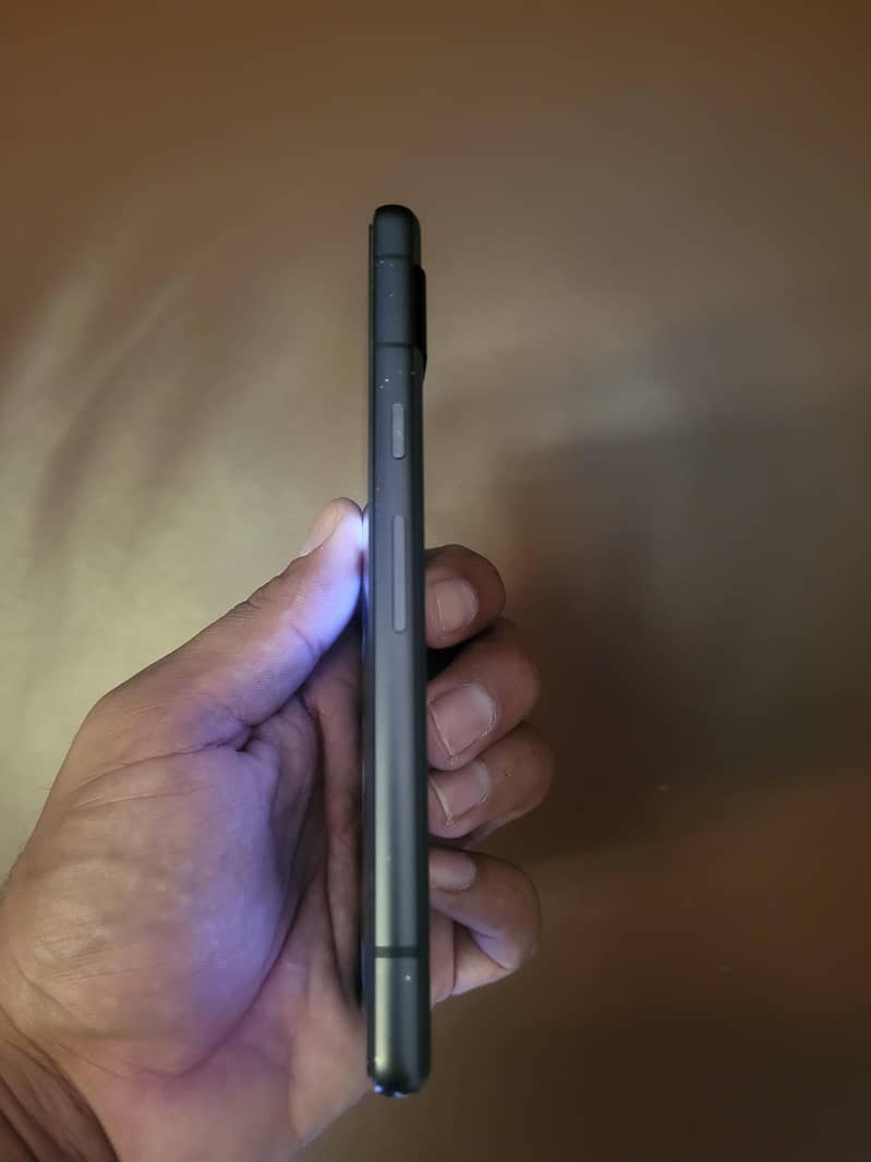 Google Pixel 7a 5
