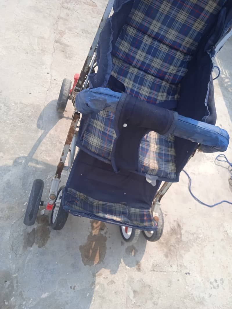 Kid stroller 0