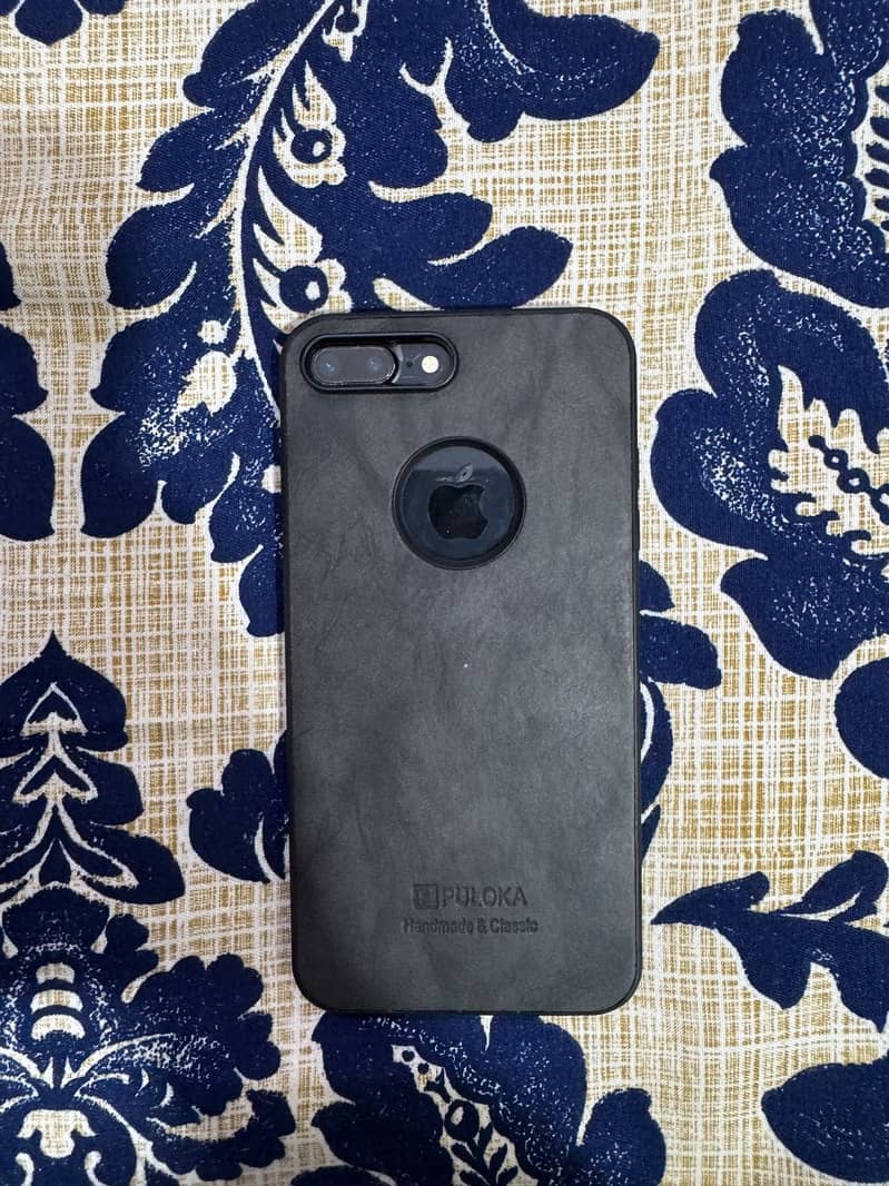 Apple iPhone 7 Plus 0