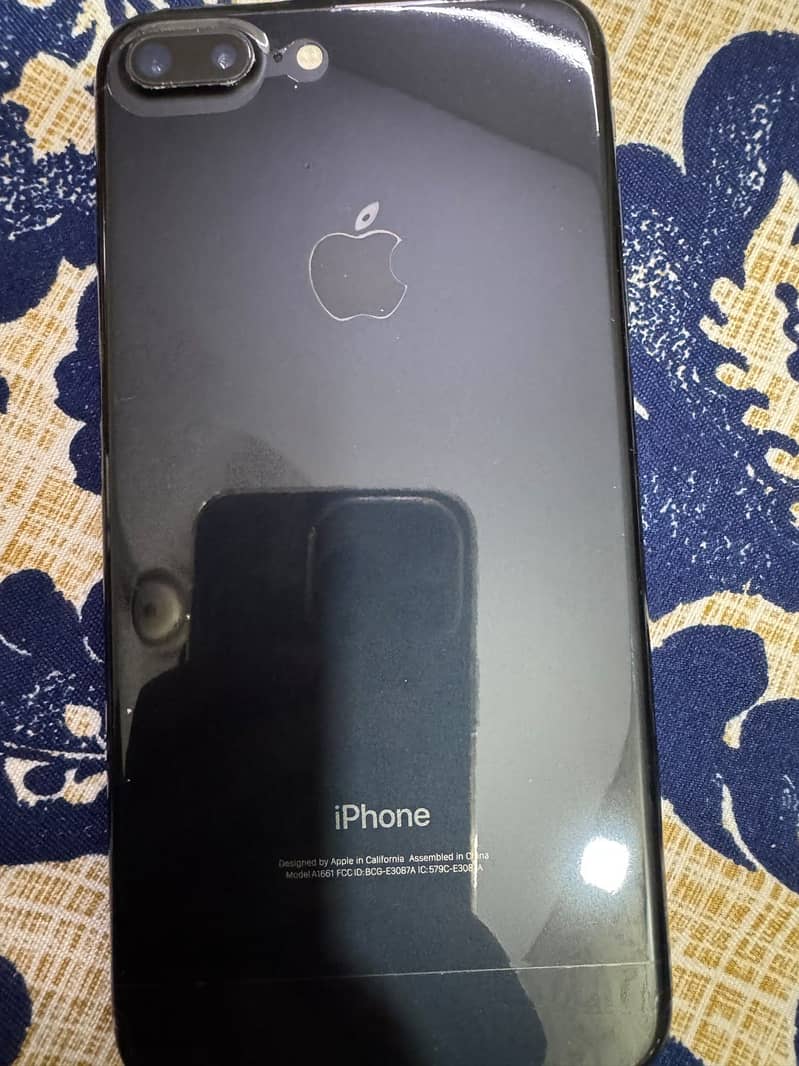 Apple iPhone 7 Plus 9