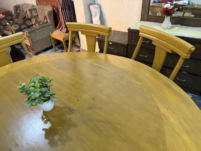 Dinning table