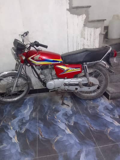 urgent Salee Honda 125  03224868198