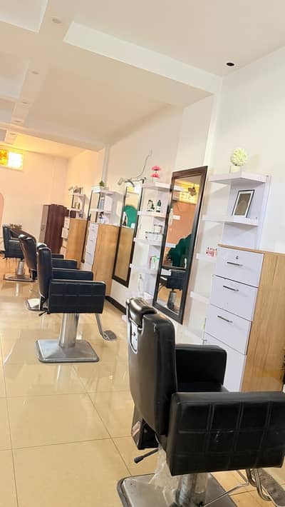 Parlor for sale