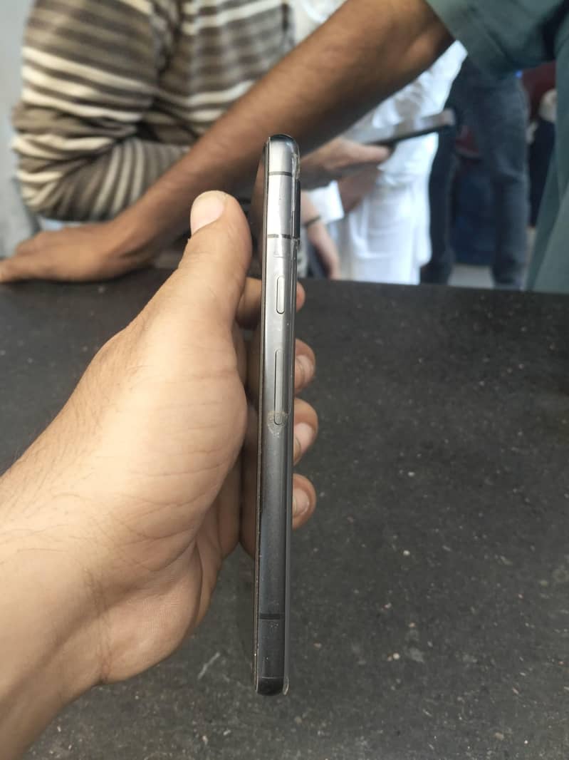 Google Pixel 7a 1