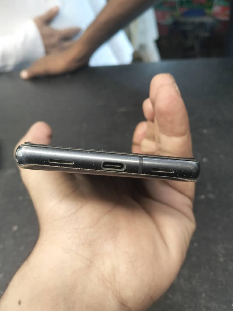 Google Pixel 7a 2