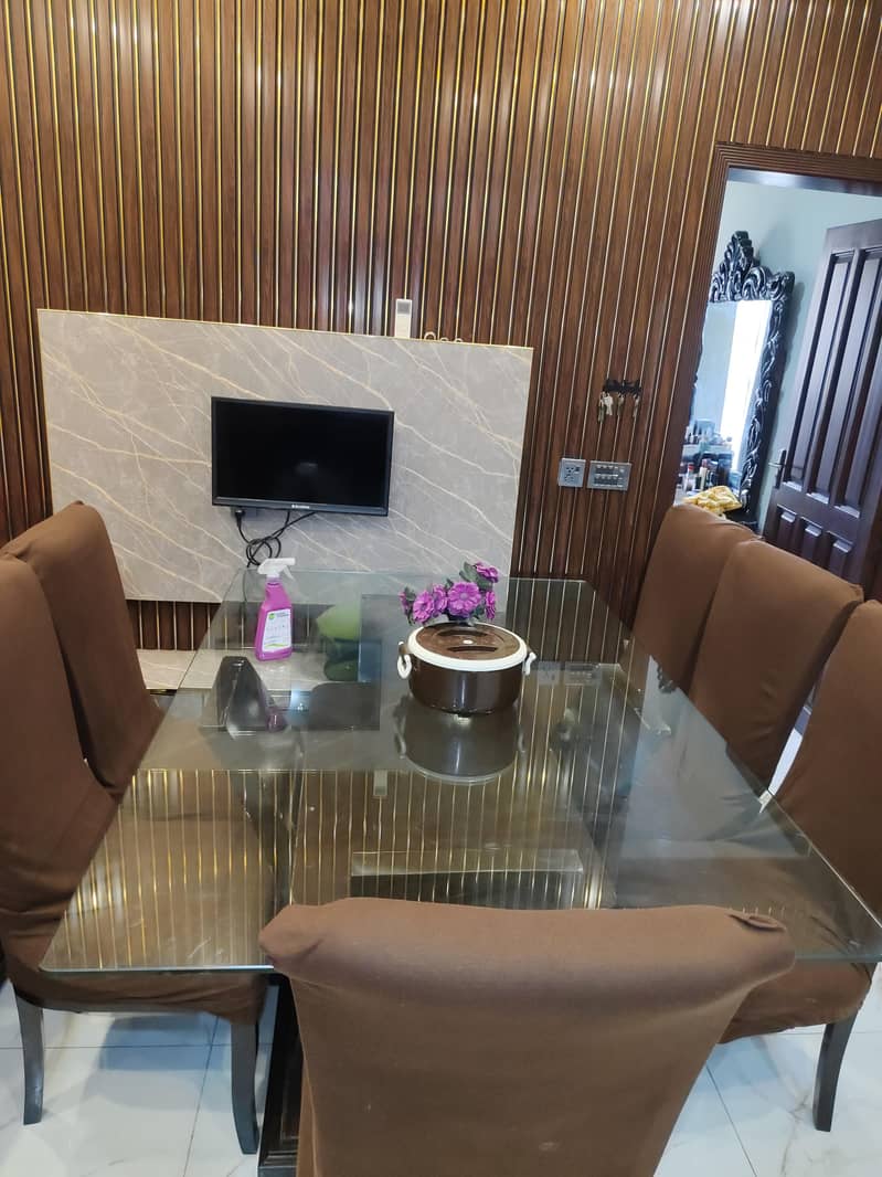 Dining Table with 6 chairs 2