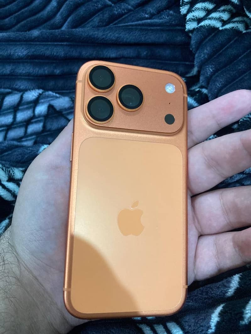 Apple iPhone 17 Pro 1