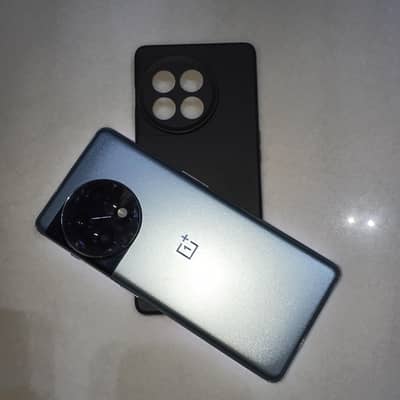 One Plus 11R 16 +16  256  condition 10 by 10