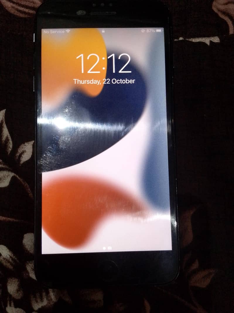 Apple iPhone 7 Plus 0