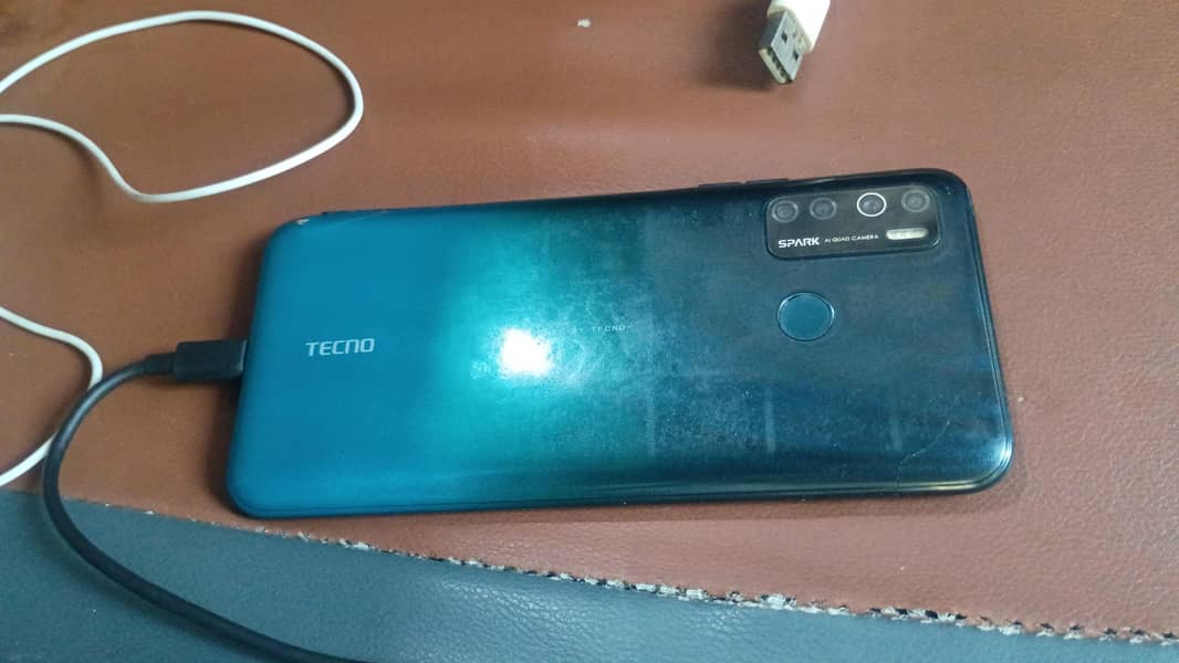 Tecno Spark 5 Pro 0