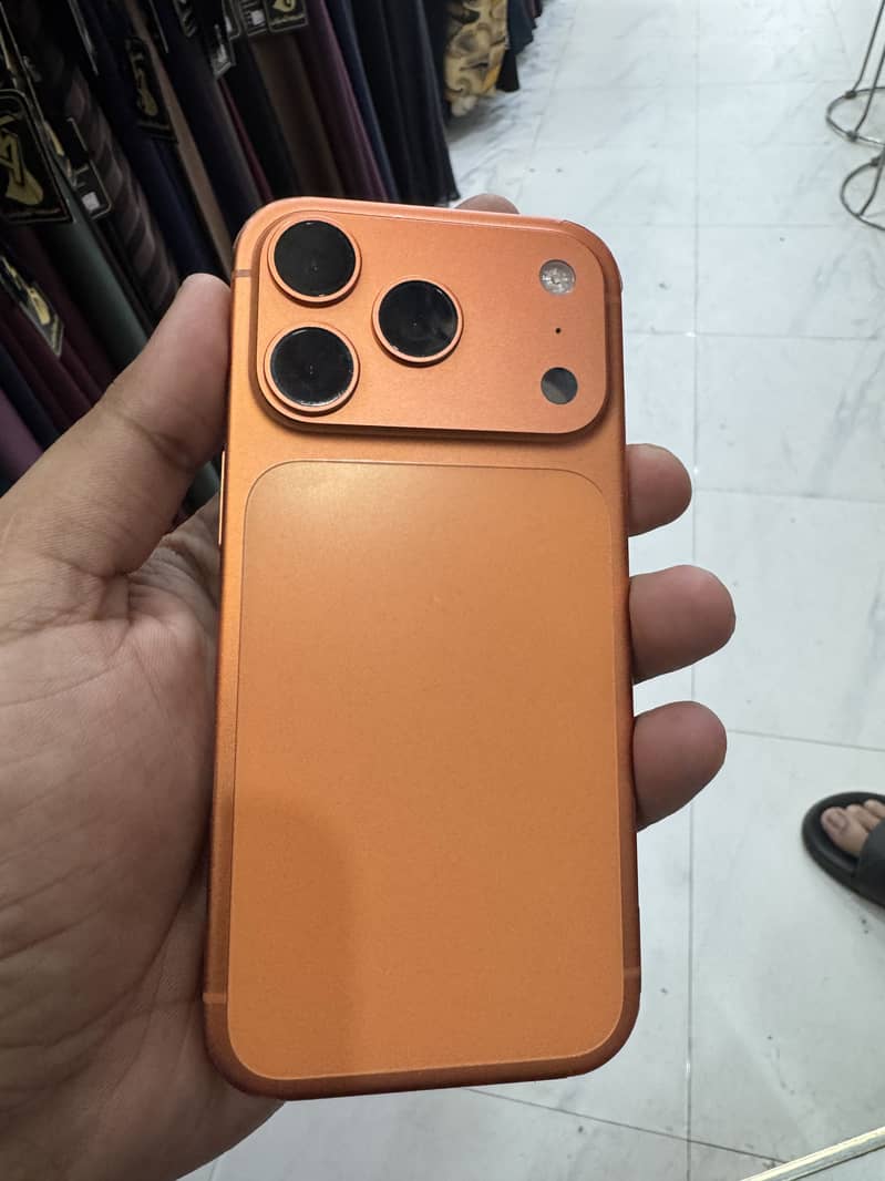 Apple iPhone 17 Pro 1
