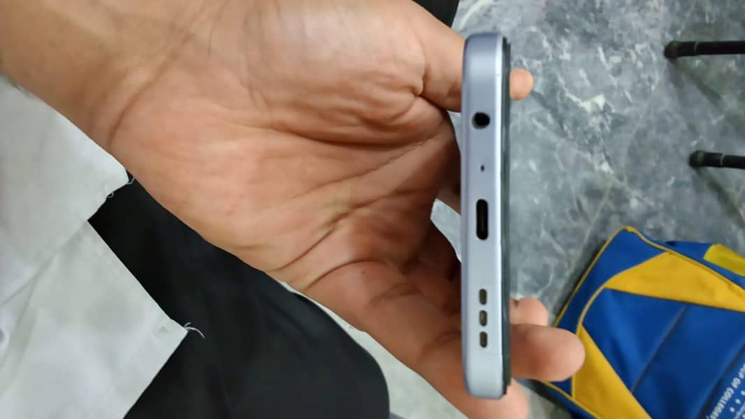 OPPO A6k 0