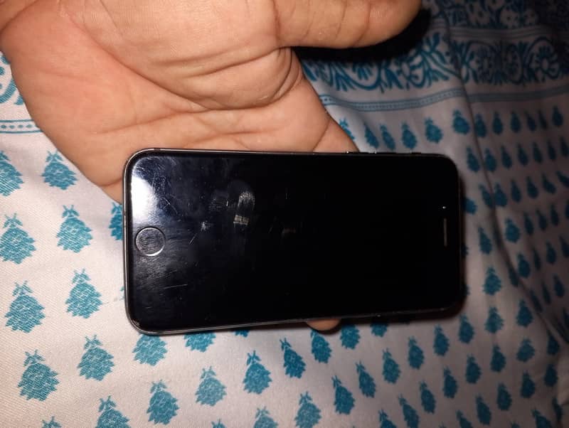 Apple iPhone 8 2