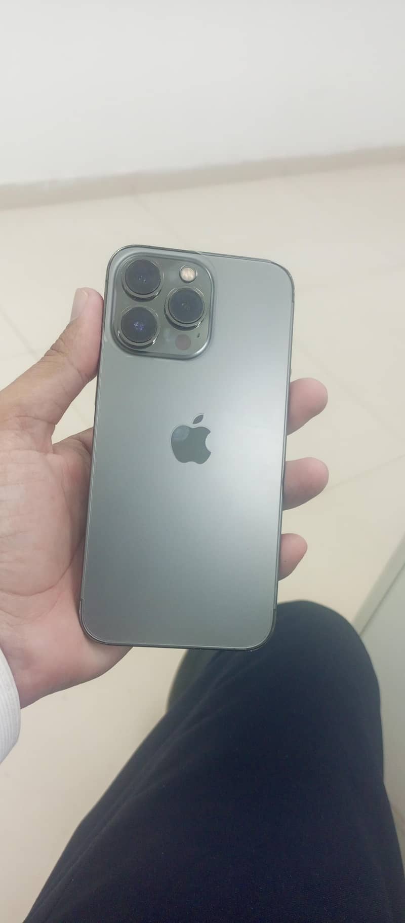 Apple iPhone 13 Pro 0