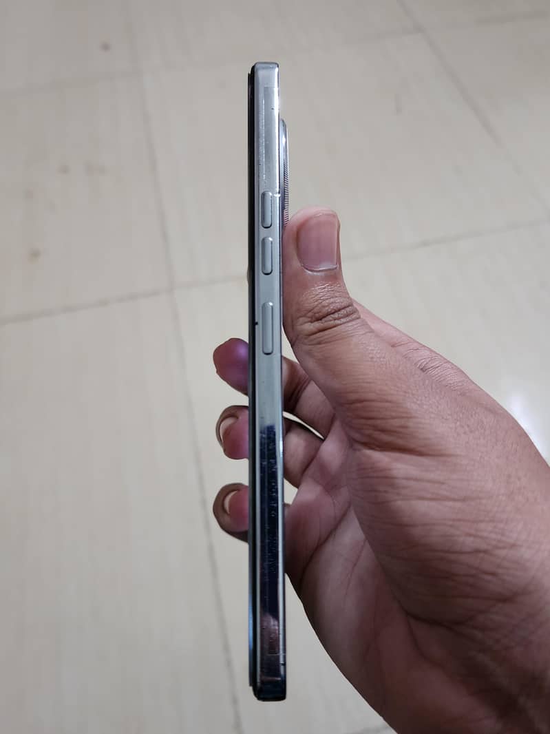 Tecno CAMON 30 8/258 3
