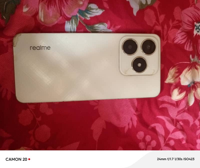 Realme C61 0