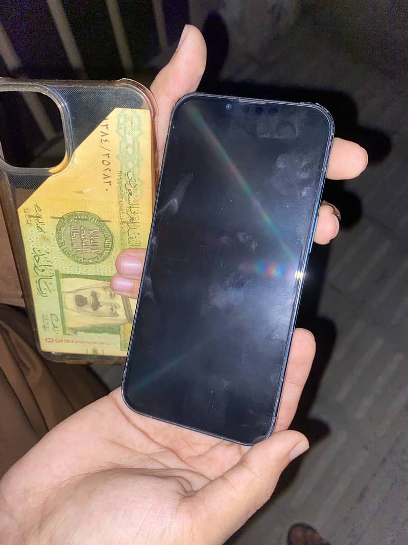 Apple iPhone 13 3